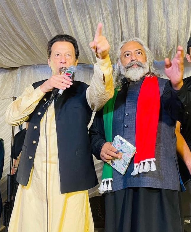 Muddasaroffical's tweet photo. Happy Birthday Imran Khan

آپ صرف ایک لیڈر نہیں بلکہ کروڑوں دلوں کی دھڑکن ہیں❤️ https://t.co/w3HBwomZ4W