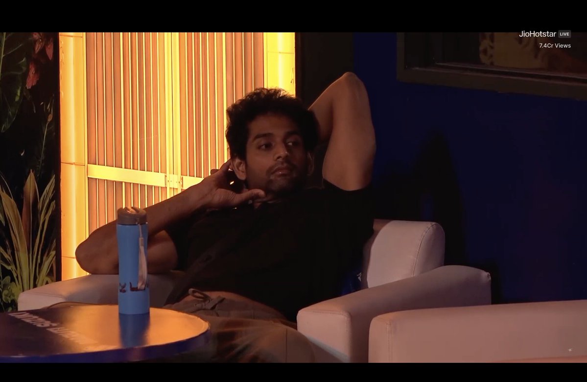 Meandmyself652's tweet photo. Next Evari Character Bad Cheddam Ani Think Chesthunnado Ee Suddapusa Sudheer 😂🤡
🚨 Beware Lady Housemates! ⚠️🤣

#BiggBossTelugu10 #Sudheer https://t.co/NRkok7pKyE