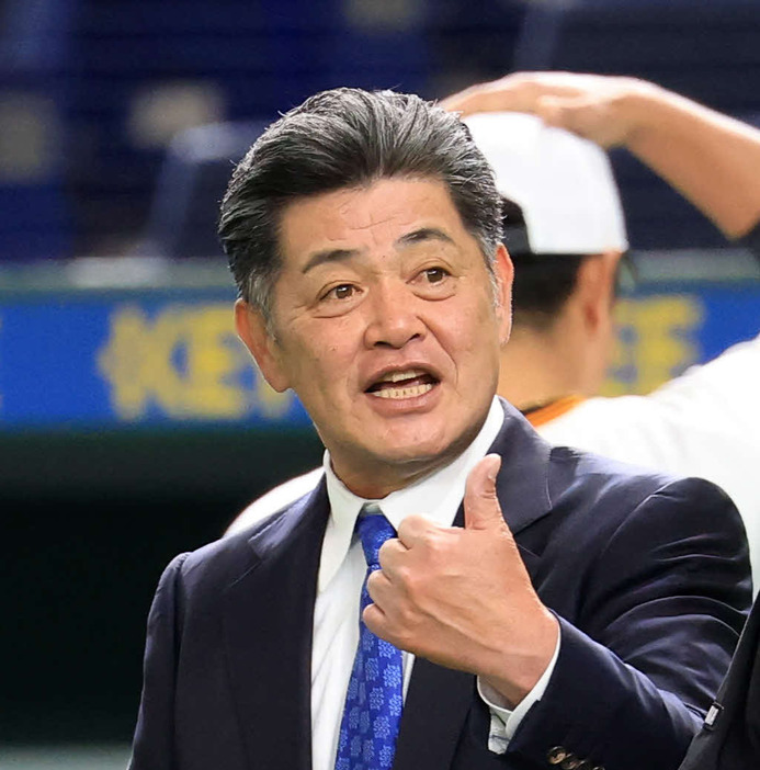 gnomotoke's tweet photo. 【中日】新監督有力候補に工藤公康氏浮上　地元出身、ソフトバンクで日本一5度の“優勝請負人”（日刊スポーツ）-Yahoo!ニュース https://t.co/nhY7VJ3ymi

中日の新監督の有力候補にソフトバンク元監督の工藤公康氏（63）が浮上していることが4日、分かった。 https://t.co/RAUIxYJAef