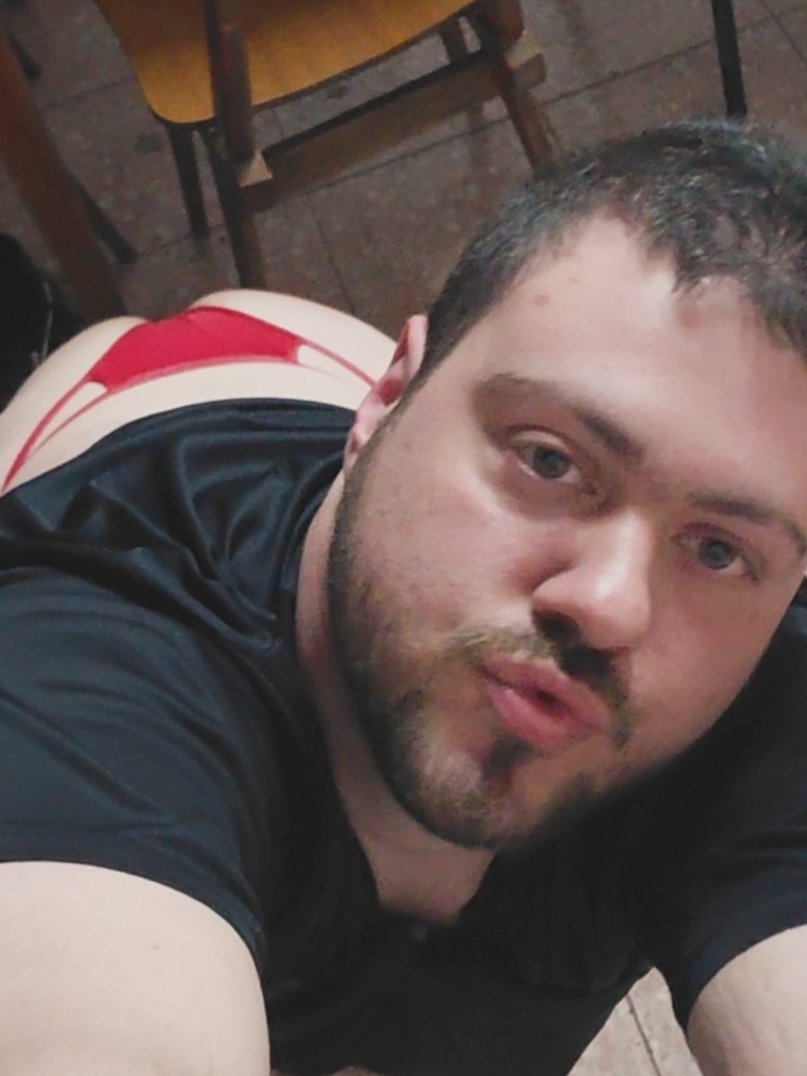 tpasiv's tweet photo. Todo gay listo para hacer el go go go go mmm #gay #lgbt #soygay #gorditogay #pasivo #orgullogay #petero #entangado #pride #argentinagay #trolito #putito #femboy #tanga #trolito #pride #sissy https://t.co/hLpw4X3dW6