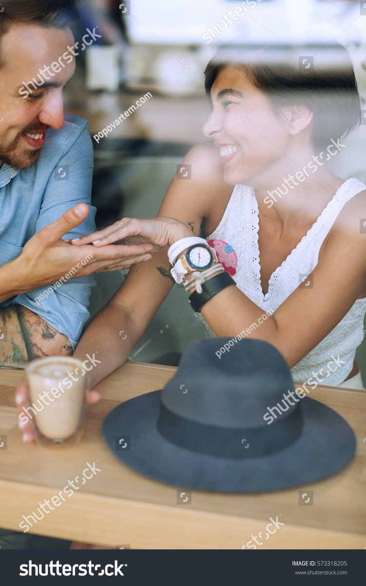 NataliaBanzqna's tweet photo. Hoy sonreí mientras esperaba el café, y el chico que estaba atrás me devolvió la sonrisa  La pequea alegrías que conectan a las personas! https://t.co/otqCJxMmAB