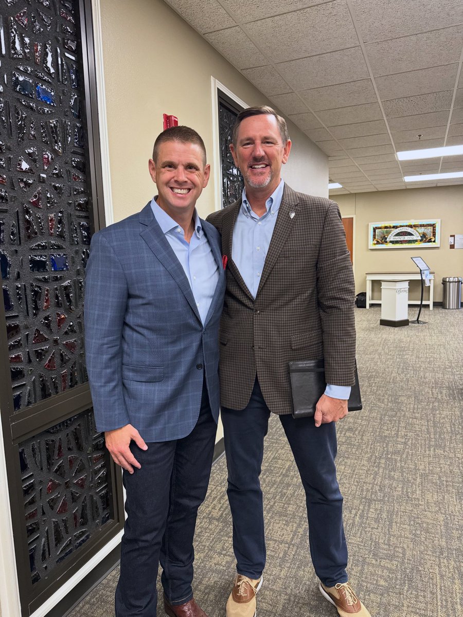 michaelcriner's tweet photo. Thankful @DrPaulChitwood preached at @firstrockwall today!!! We love the @imbmissions &amp; praying God raises up more for the field… &amp; we’ll keep raising more money to send!! https://t.co/zmtotVPsi4