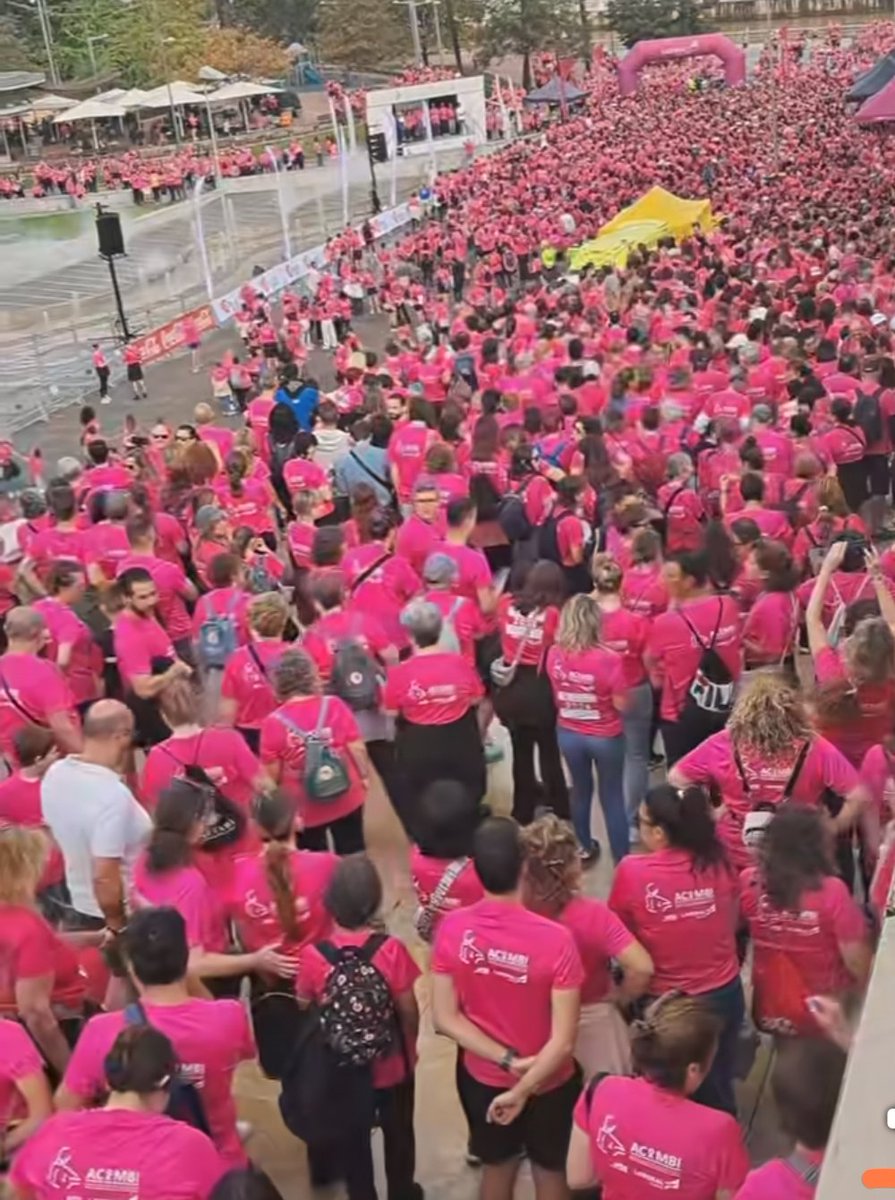Mpy1968's tweet photo. Marcha Anual Contra el Cáncer de Mama
Otro año más 
• #MareaRosa 
• #CarreraAcambi
• #BilbaoMareaRosa
• #ContraElCancerDeMama
• #Acambi https://t.co/u7rpPdLLIX