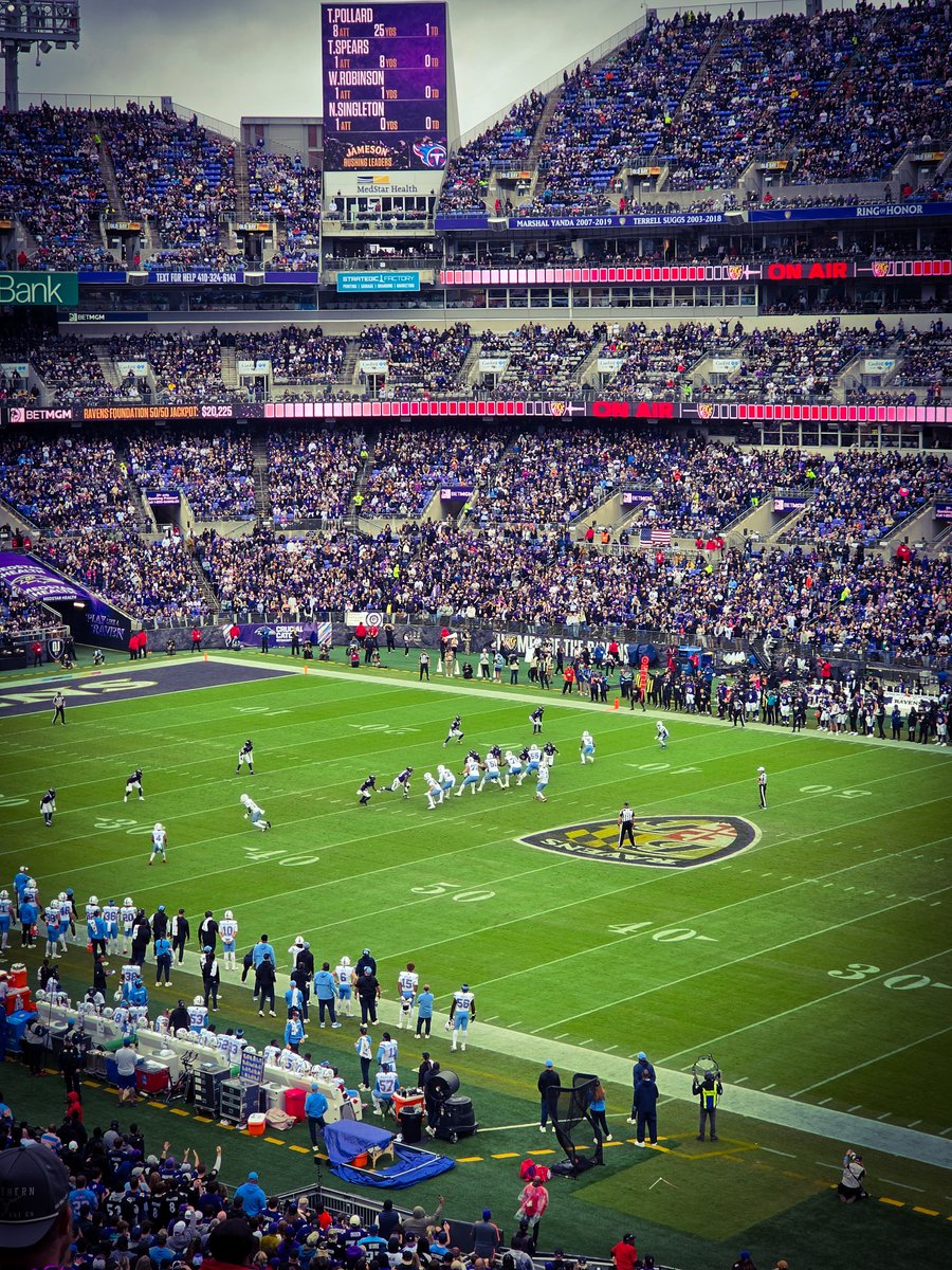 JoshuaCarback's tweet photo. @Ravens v. @Titans. @NFL https://t.co/WX5fWJ6DhY