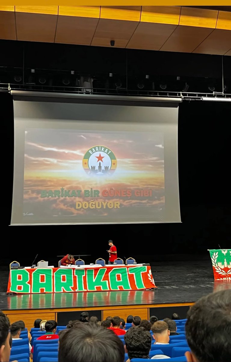 hacideger7's tweet photo. Davamız AMEDSPOR 

İlkemiz BARİKAT! https://t.co/LKWrZQVdwB