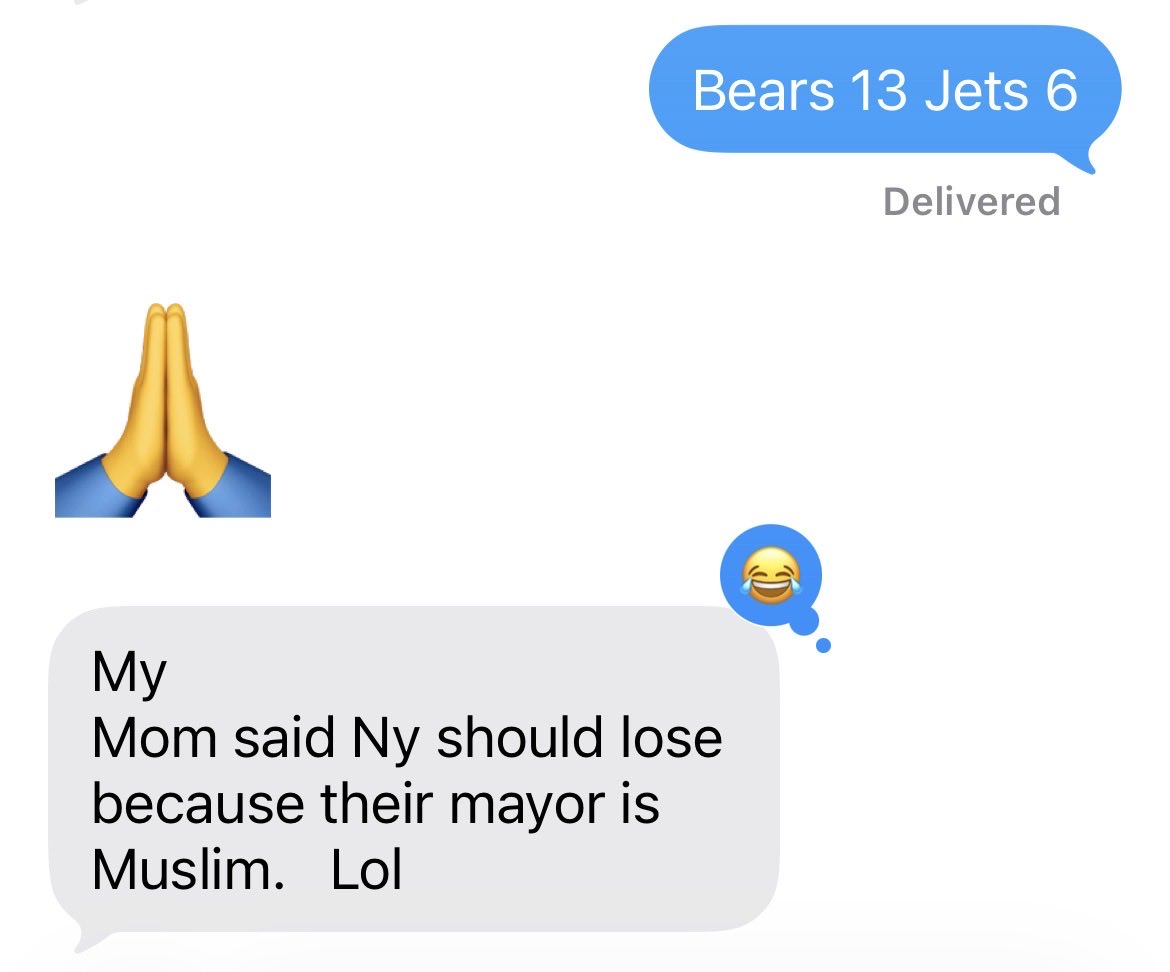 TheGeneral_0's tweet photo. My wife is with her mom and asked me for the Bears game score. There you have it. lol https://t.co/Y5czccsIpB