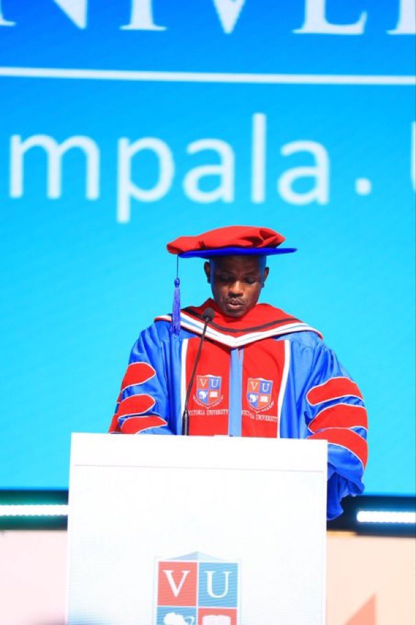 Balaam_wa_vc's tweet photo. The Vice Chancellor @ReachDrMuganga has argued graduands to embrace Artificial Intelligence as the world digital revolution is at a high speed and waiting for no one now. 

#VUGRAD26

@VUKampala https://t.co/TYjIoHAKJ4