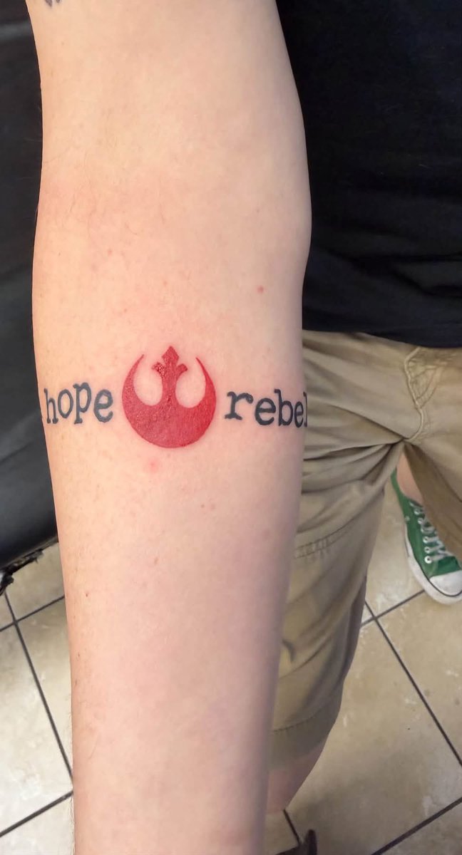 stevecaffeine's tweet photo. I might like Rogue One a little bit https://t.co/WL0zfw0rzI