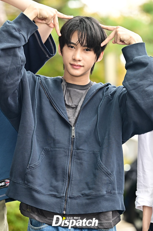 yu479104i621562's tweet photo. Dispatch Korea ถึงขั้นมีบทความอวยยศความ visual ของอลัวโดยเฉพาะเลย ไปตำกันได้ที่ https://t.co/rYSG7pP0uB
#A2OSOUL #ALURE #SUPERSTAR https://t.co/brxpQcdj6p