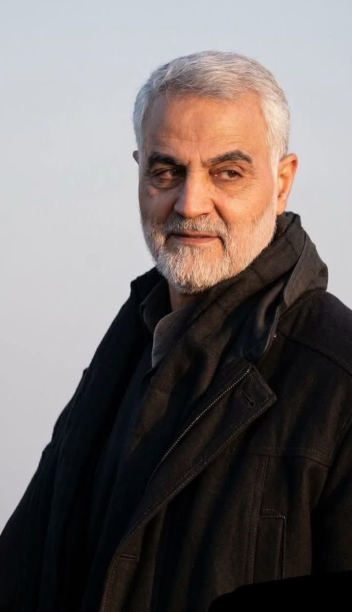 sahelaramesh63's tweet photo. روز بخیر با عکسِ حاجی❤️🫡 https://t.co/O4bVnKvt0S