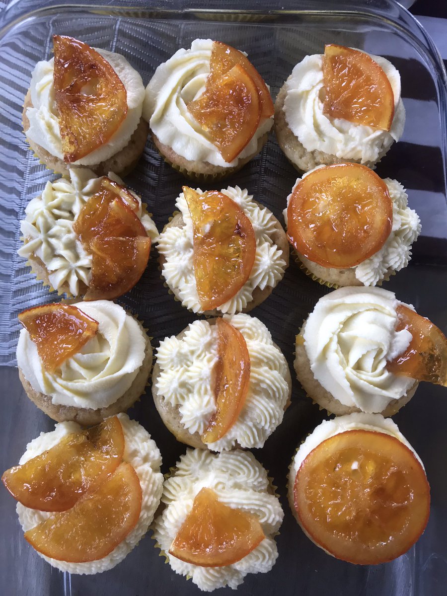 katlemkh's tweet photo. Nna everyday ka baker?😔😔😔 i’m literally just a girl https://t.co/dz8pQylsLb