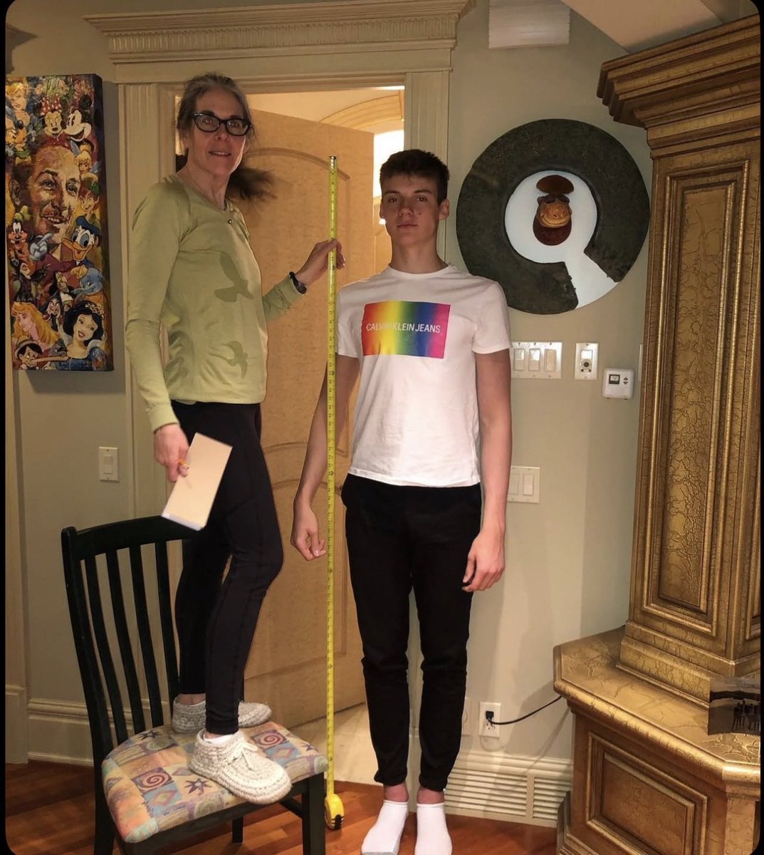 neutrlmackhotel tweet picture