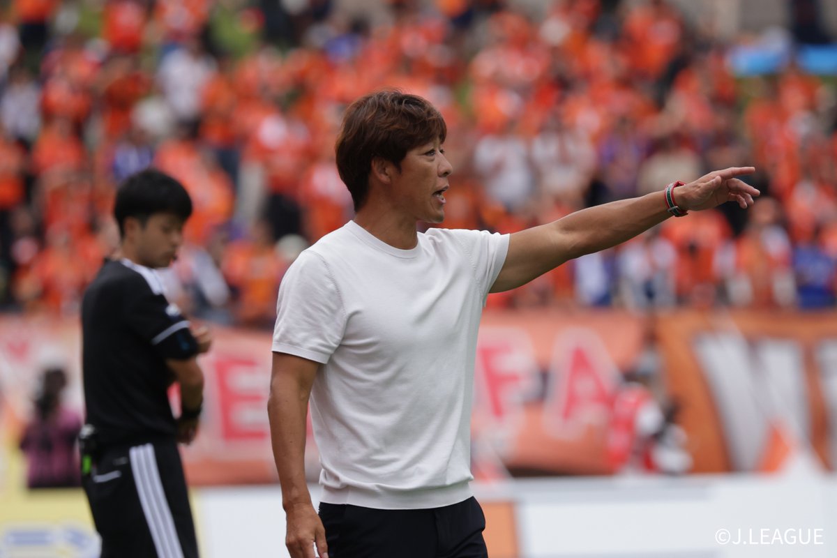 kochi_United's tweet photo. 🔴 監督COMMENT 🟢

🏆明治安田Ｊ３リーグ 第11節
🆚#レノファ山口FC

🔽試合会見コメントはこちら
https://t.co/xgUCnkj0lk

#高知ユナイテッドSC
#躍進 https://t.co/fIYb2gt9C1