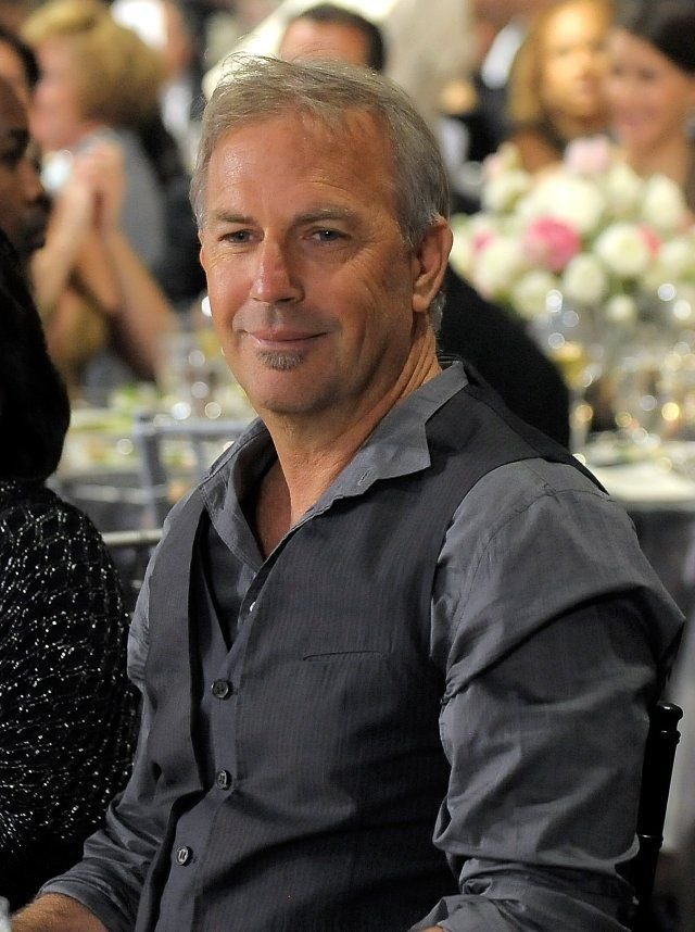 continosabina's tweet photo. #KevinCostner #FilmTwitter https://t.co/XKuw9qiXUX