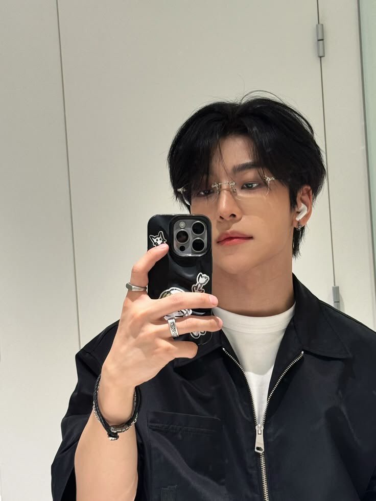SangwonsTail's tweet photo. Sekalian aku izin promosi siapa tahu ada yang mau pengki tapi bingung mau jadi siapa, yuk jadi member ALD1. 😛 https://t.co/IAqDVm1PLt