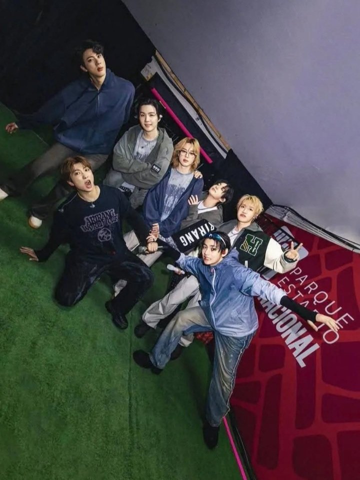 leeleecmnc's tweet photo. I VOTE #BTS FOR FAN'S CHOICE MALE AT #2026MAMAVOTE https://t.co/YCOhqmNspG