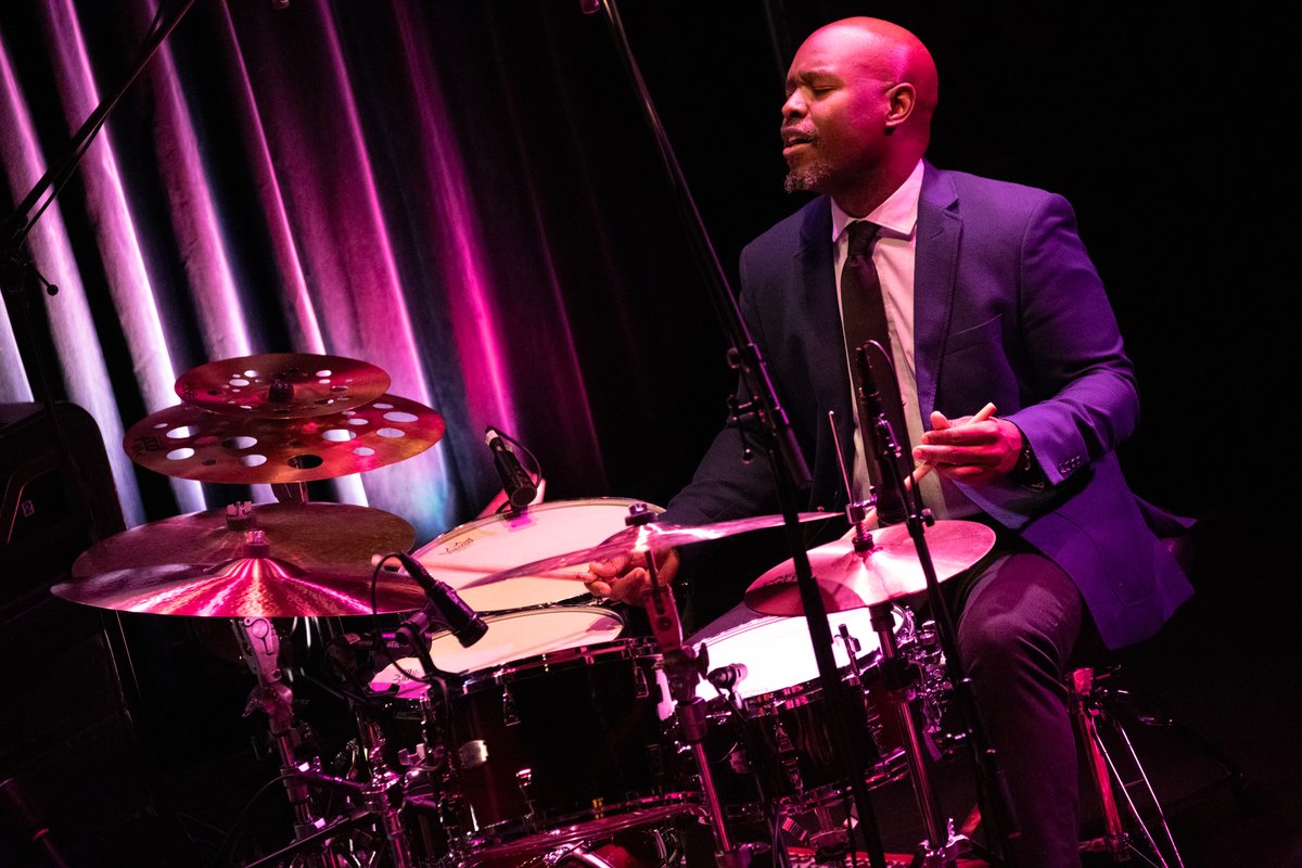 BlueNoteTokyo's tweet photo. 【LIVE PHOTO】
ULYSSES OWENS JR. &amp; GENERATION Y
2026 9.25 fri., 9.26 sat.

▼Setlist &amp; Photo Gallery
https://t.co/Oe8ktoJcky 
Photo by Jun Ishibashi

@UlyssesOwensJr @erenaterakubo https://t.co/JlYtca0RQo