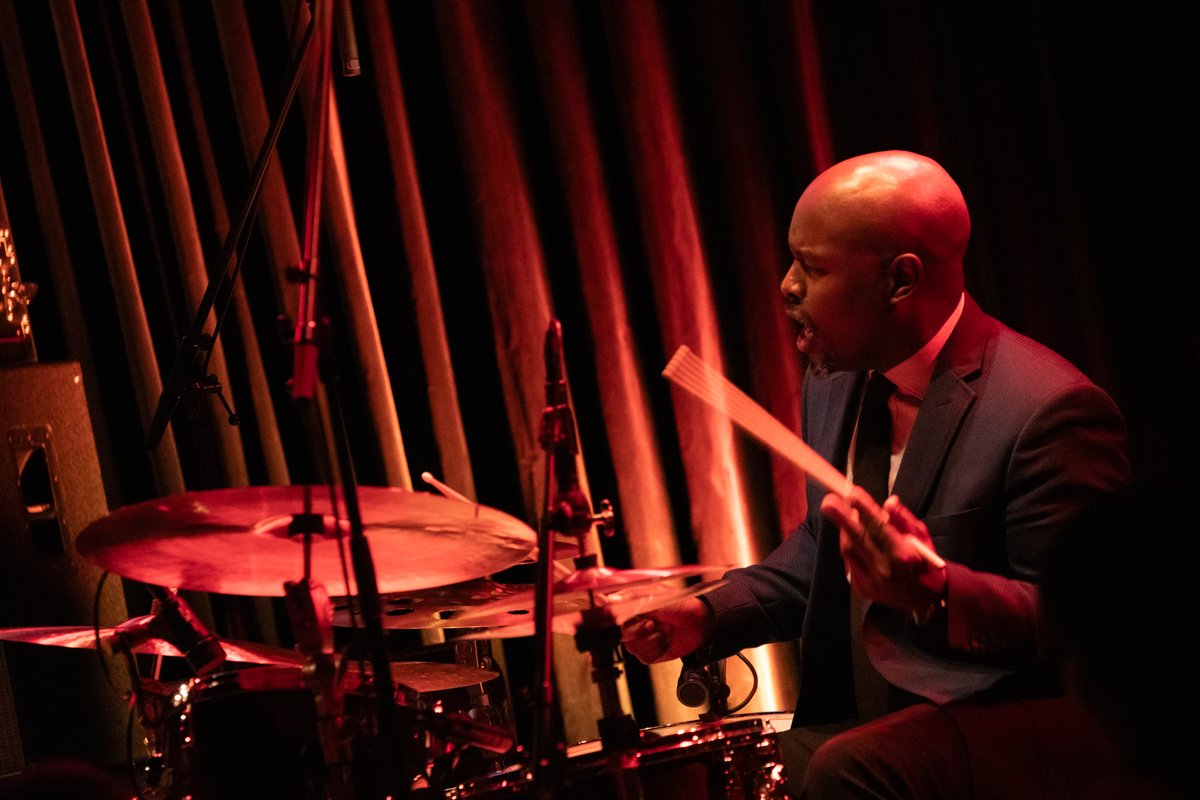 BlueNoteTokyo's tweet photo. 【LIVE PHOTO】
ULYSSES OWENS JR. &amp; GENERATION Y
2026 9.25 fri., 9.26 sat.

▼Setlist &amp; Photo Gallery
https://t.co/Oe8ktoJcky 
Photo by Jun Ishibashi

@UlyssesOwensJr @erenaterakubo https://t.co/JlYtca0RQo