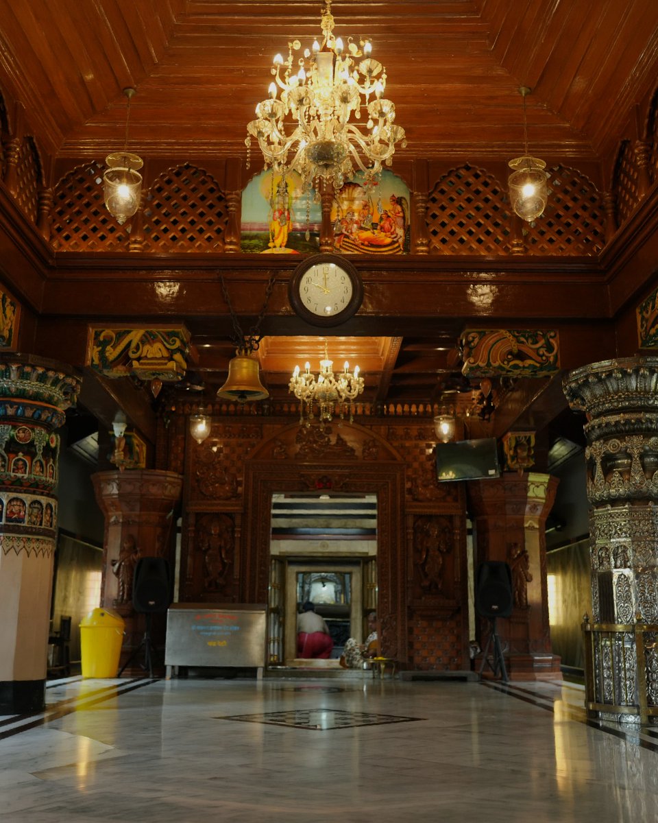 TourismGoa's tweet photo. The architecture of Anant Devasthan reflects Goa’s rich temple traditions, where intricate details, timeless design and spiritual spaces come together to tell stories of devotion passed down through generations.

A glimpse into Goa’s architectural heritage, beyond the familiar. 

#GoaBeyondBeaches #GoaHeritage #TempleArchitecture #DiscoverGoa #GoaTourism