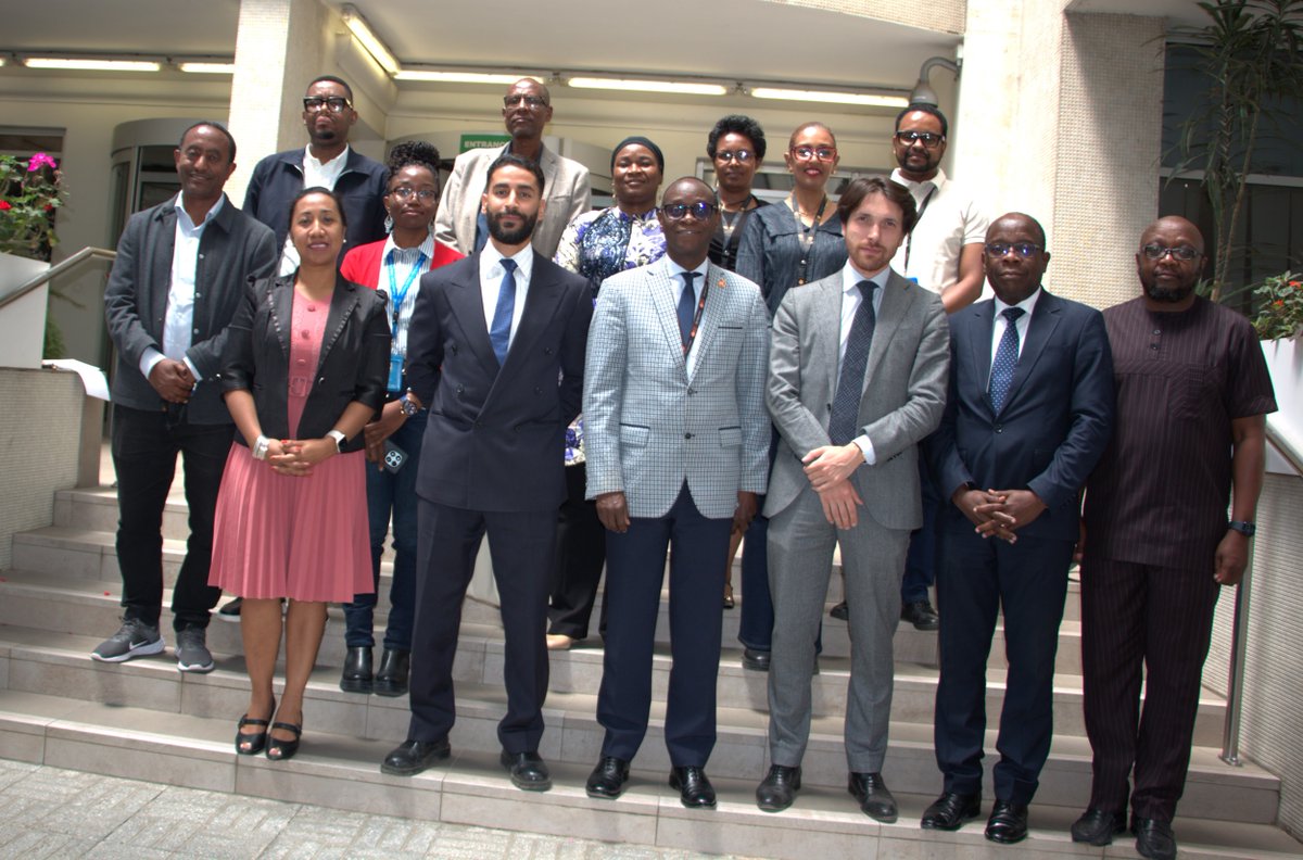 UNFPAEthiopia's tweet photo. A delegation from the Emb. of #Luxembourg in 🇪🇹 led by Mr Amin Nadir Hamdi, Chargé d'affaires a.i., met w/ @UNFPAEthiopia team led by Mr @KkouameKoffi.

This 1st country-level consultation focused on strengthening #partnership to #Empower women, girls &amp; young people.

#SDGs https://t.co/S7e97Trbwy