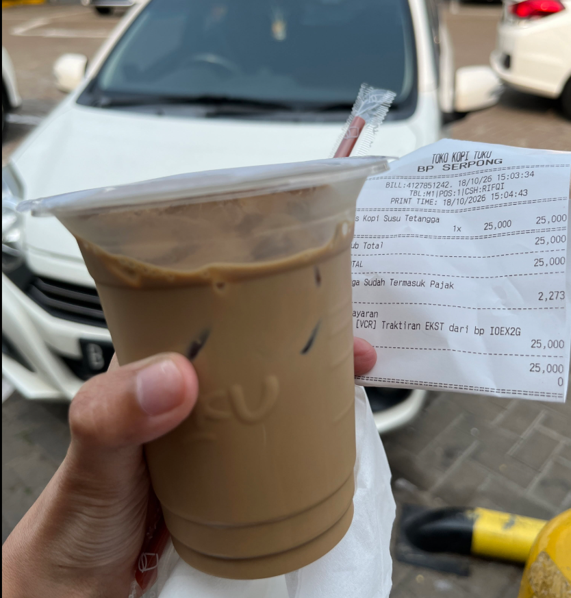 Pacinggembul22's tweet photo. Aku mau share tips and trick isi bensin bisa dapet FREE KOPI TUKU:
1. Isi bensinnya di BP ya ges, jangan di plat merah
2. Buka website BP dan join member disana
3. Setiap kamu isi bensin di BP, minta scan barcode kamu
4. Nanti kamu akan dapet 2 point/liter dari isi bensinnya
5. Tukarkan pointnya dibagian Reward dan pilih Tuku (Cuma 10 point).
6. Kalau berhasil ditukar nanti akan dapet barcode yang bisa di scan di Kopi Tuku langsung