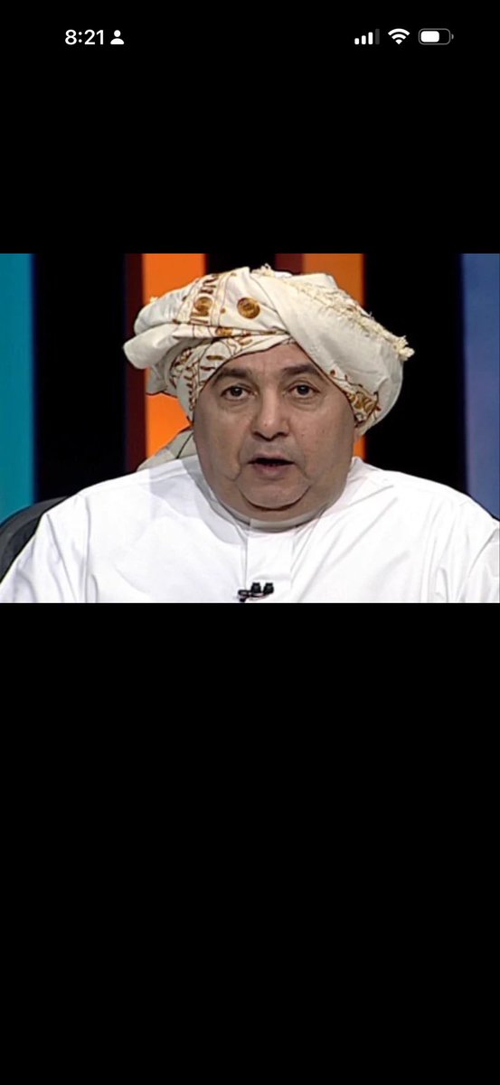 T149ae's tweet photo. @REEM210020 @deermrym @msa3d_Alsaud اللي يضحك انكم تجحدون والله 😂 انزين عندكم ترا ناس يشرحون ويتكلمون هندي لان (مخربين نسلهم عكلامج)😂😂😂 https://t.co/wVgo4iqWtH