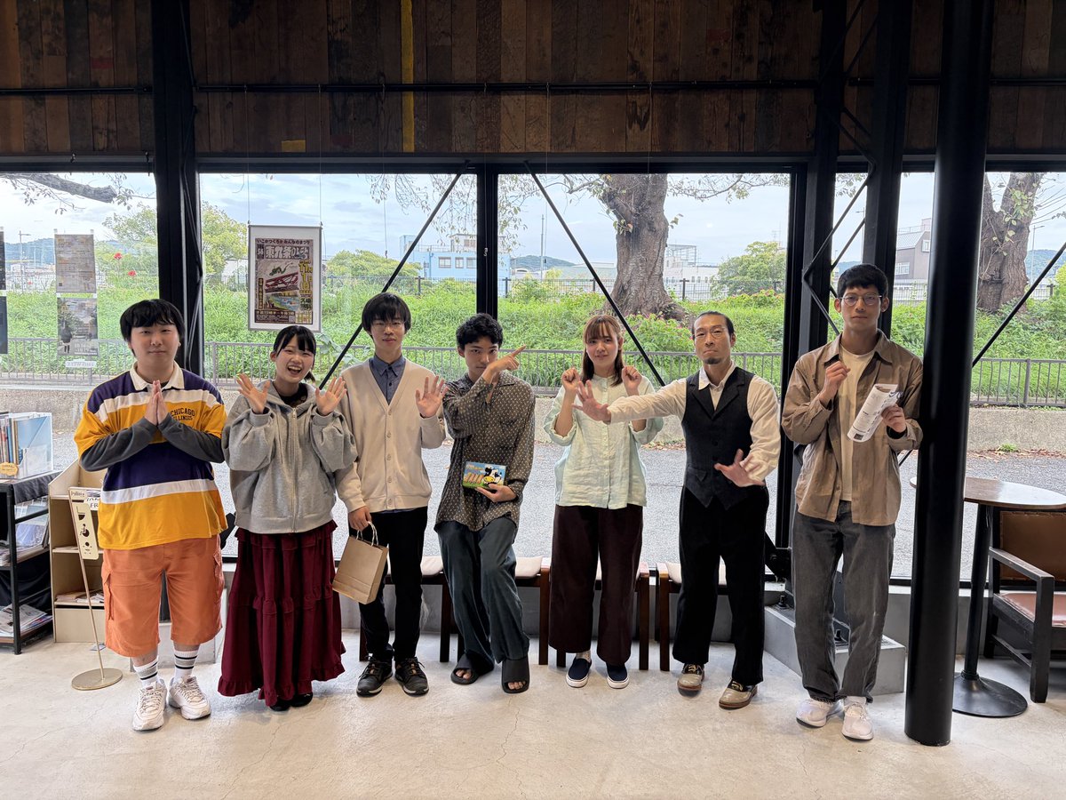 TB_gulliver's tweet photo. 千秋楽が無事に終演いたしました！
4日間来てくださった皆さんありがとうございました！☀️
広報！がんばりました！やったー！！

（二葉）

#ゆうそーど 
#陽だまりに虚無 https://t.co/dxOE3x0Ei0