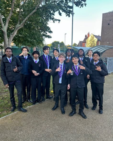ArkCharter's tweet photo. All pupils in Year 11 who completed 100% of their homework over the last week got a pop up reward of hot chocolate + all the extras during tutor time to recognise their effort and commitment.
Keep up the fantastic work, Year 11! https://t.co/ZwBQdTnNQe