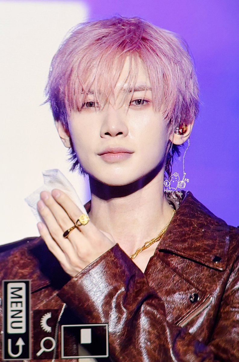 HT_0615's tweet photo. 261018 82world

핑머의 축복이 끝이없네🩷🩷🩷🩷🩷

#여상 #YEOSANG
#에이티즈 #ATEEZ 
#도베르만증거사진들ㅎㅎ https://t.co/V1ha5agEkI