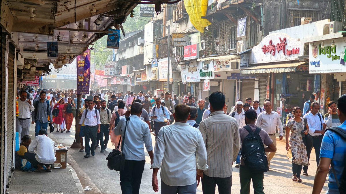 walkingproject's tweet photo. 📍Kurla Station (W) https://t.co/Th2ZQZUzpY