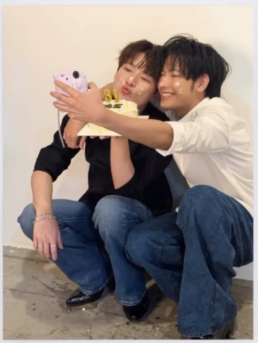 piiggyjj's tweet photo. โหหหหห มองมุมไหนก็แฟนกันชัวร์อะ 🫪🫪🫪

IGs : ampmean

#คริสสิงโต https://t.co/fBJRD9xzs8