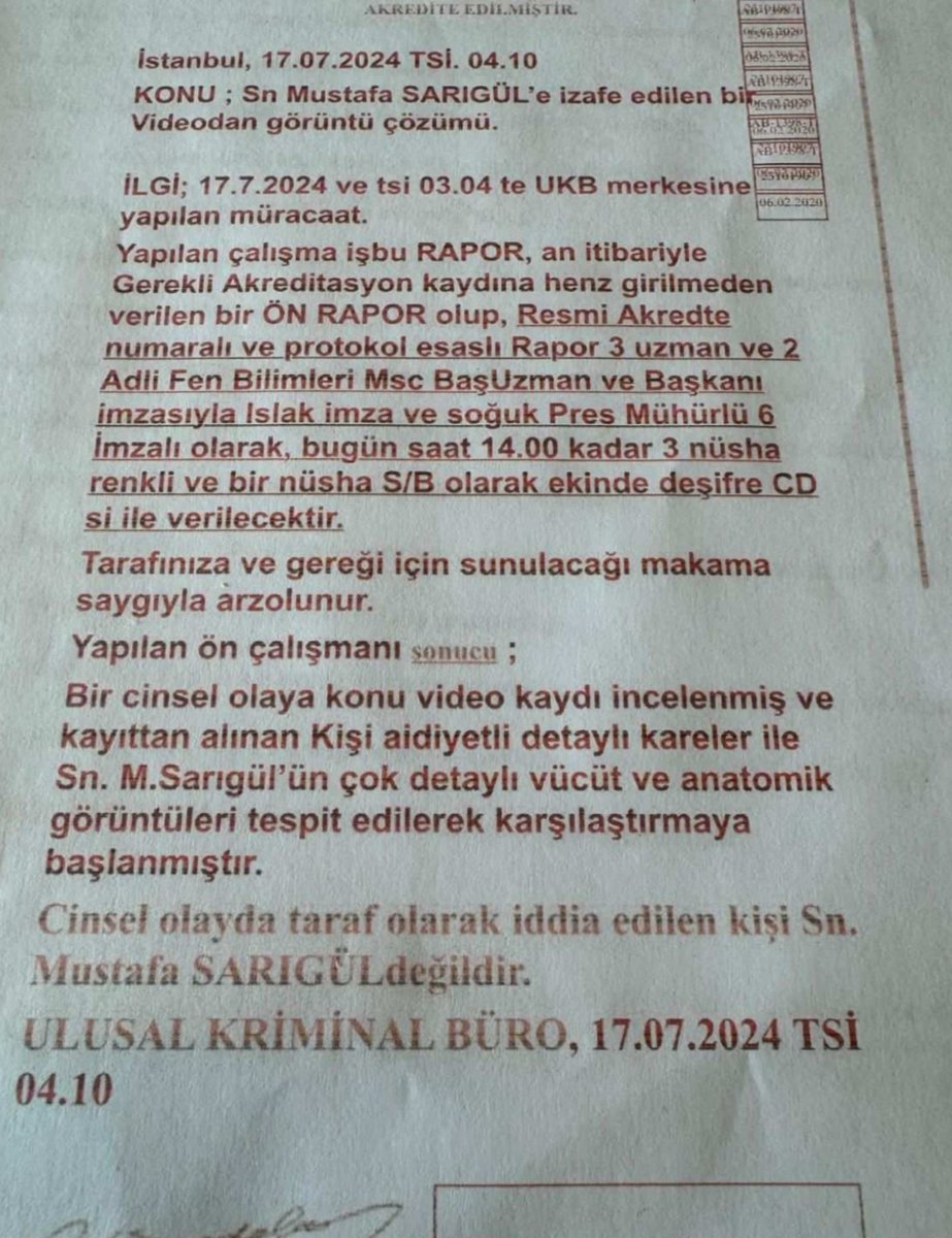 FARACYAZIYOR's tweet photo. ♦️SARIGÜL OPERASYONUNDA ASIL BOMBA...

♦️Bu sabah gözaltına alınan öyle bir isim var ki, Sarıgül soruşturmasını başka boyutlara taşıyacak!!!

♦️KASET VE KRİMİNAL KUŞKU!!..

♦️Eski eşi ve iki oğlunun da gözaltına alındığı kara para operasyonunda şok yaşayan Mustafa Sarıgül hakkında Temmuz 2024’te sosyal medyada yayımlanan kaset olayı büyük tartışma yaratmıştı...

♦️Sarıgül ve korumasına ait olduğu iddia edilen görüntüler büyük şok yaratırken Mustafa Sarıgül görüntülerdeki kişinin kendisi olmadığını iddia etmişti...

♦️Görüntülerle ilgili Ulusal Kriminal Büro 👇adlı şirket tarafından hazırlanan ön raporda👇, görüntülerdeki kişinin Mustafa Sarıgül olmadığı ve videonun montaj olduğu belirtilmişti..

♦️Sarıgül de, videonun montaj, şantaj ve tehdit içerdiğini belirterek konuyla ilgili savcılığa başvurduklarını açıklamıştı!!

♦️İstanbul 3. Sulh Ceza Mahkemesi tarafından söz konusu görüntülere yönelik yayın yasağı getirmişti..

♦️Raporu hazırlayan "Ulusal Kriminal Büro"nun 2010 yılında Deniz Baykal’ın kaseti👇👇 için de benzer bir "montaj" raporu verdiği basına yansımıştı.

♦️İşte bu şirketin koordinatörü Uğur Kurtulan bu sabah Sarıgül ailesine yönelik yapılan ikinci operasyonda 11 kişi ile birlikte gözaltına alındı...

♦️Kuşkulu görüntülerdeki kişinin Sarıgül olmadığına ilişkin rapor 👇👇veren Kurtulan'ın gözaltına alınması 2 yıl önce gündemi sarsan kaset olayını yeniden gündeme getirdi...

♦️Asıl soru şu; Sarıgülle ilgili olduğu ileri sürülen görüntülerdeki kriminal rapor gerçekten şüpheli mi?.

♦️Böyle bir kaset varsa, Sarıgül ailesine yönelik operasyonun neresinde?

Daha önemlisi, Sarıgüllere yönelik Kara Para operasyonunda, dosyada Bir kaset de mi var ki, Uğur Kurtulan gözaltına alındı...

Tüm bu soruların yanıtları operasyonu tamamlandığında ve yargılama başladığında ortaya çıkacak..