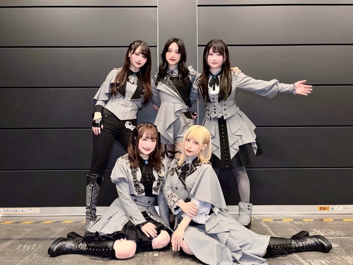 AkaneY_banu's tweet photo. 📺NHK WORLD-JAPAN「J-MELO」

Ave Mujica from BanG Dream! will be appearing on NHK WORLD-JAPAN's J-MELO!🌙⚙️

＜Broadcast Schedule (JST)＞
Nov 1: 11:10 / 19:10
Nov 2: 0:10 / 6:10

Available to stream online for a limited time:
https://t.co/h876LzSpSa https://t.co/PMiQ6BJpMc