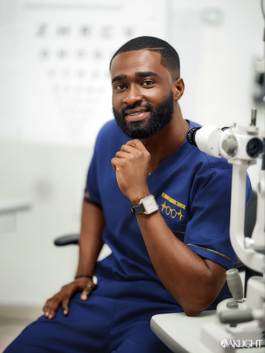 Emmanuel0446's tweet photo. A new chapter, a greater responsibility, and a vision to make a difference. The journey continues!
#KNUSTOptometry26 #Optometry https://t.co/4Ghaddv84k