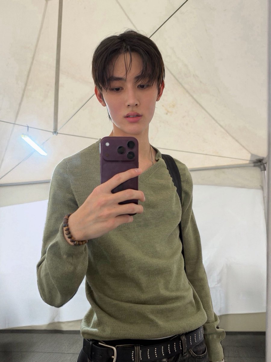 veozni's tweet photo. hi #stantwt #coertwt #kpoptwt 😊

hai i’m ven, lf interactive #moots ! ifb
- any prns , 16 , filo/eng
- cortis/twice main, all fandoms r welcome 🙏 
- sobrang cute at sobrang lambing 😏

♡︎ &amp; ⟳ to be moots 🫪 ‘di ako nangangagat 🥺
#anytwt #metwt #cortisph https://t.co/ghJxbG84ll