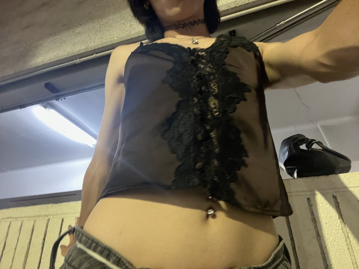 qrlxim's tweet photo. i 🩷 big cock 

 #femboy #gay https://t.co/xLHhtiDjOr