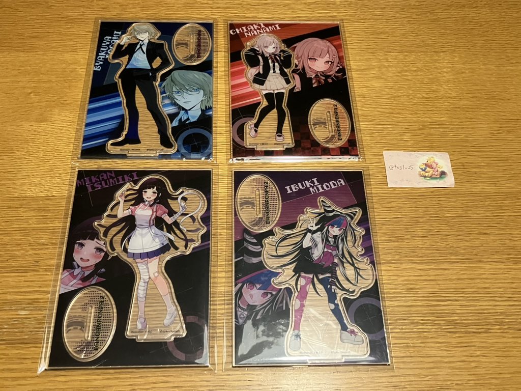 tos1v25's tweet photo. 【交換・譲渡】ダンガンロンパ ダンロン 100均 百均 アクスタ アクリルフィギュア ダイソー  DAISO 探偵版

譲→霧切 十神 日向 七海 罪木 澪田 赤松

求→前弾狛枝1点、画像3どれでも可能
　　or定価+送料

交換譲渡共に日向赤松含む方優先。
画像3カードとの交換の場合金額の比率により1:5希望です。 https://t.co/Icqut8xWKT