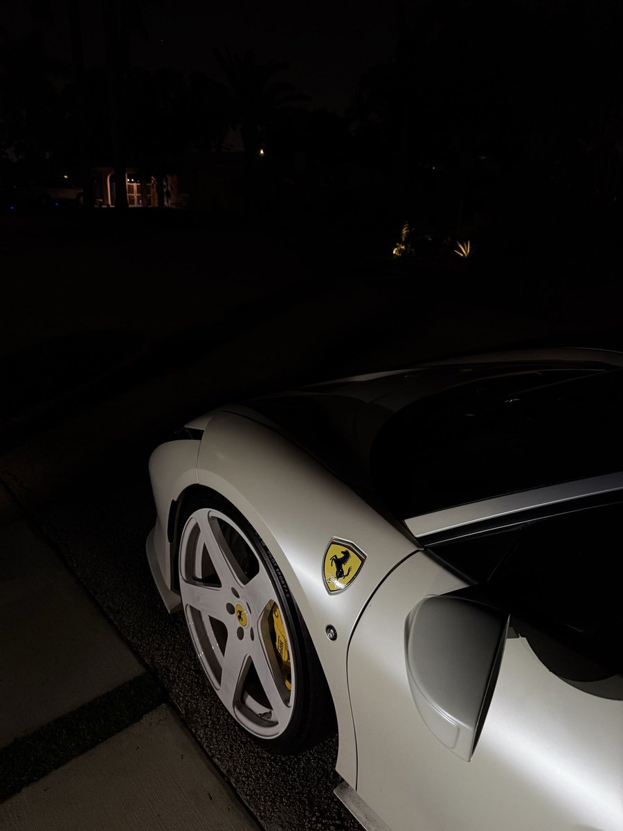optionsbyaidan's tweet photo. Vroom #ferrari #f8 https://t.co/ODC6m842dY