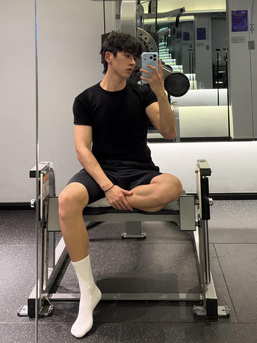 o88oio's tweet photo. 今天练什么 💪🏼🤨 https://t.co/lD7VzZSMWO