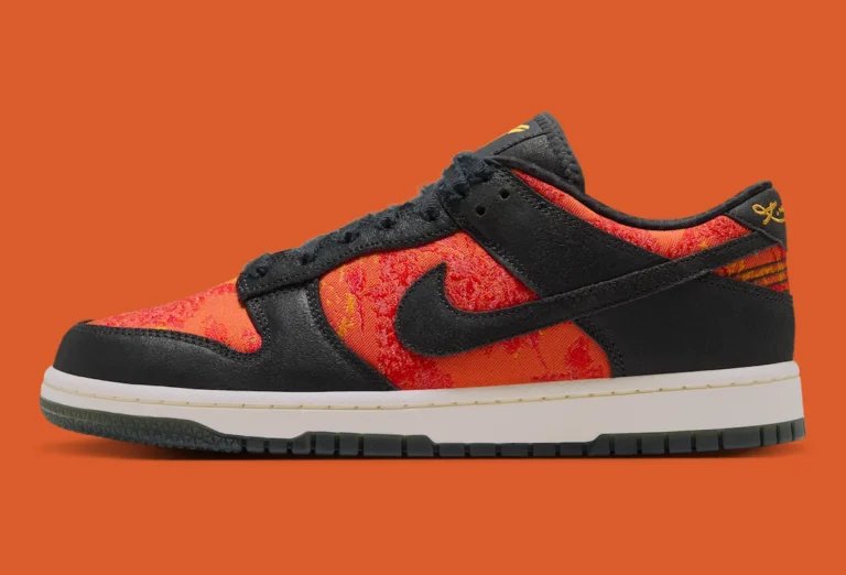 kickvaultgh's tweet photo. Legacy lives on 🐍 Nike Kobe Dunk Low Protro “Mamba Eterno” brings striking black and red details.  
​Are these a must-cop? 👇
​@Nike @SneakerBarDET
#KICKVAULT #NikeKobe #Kobe https://t.co/HGTAk64x7m
