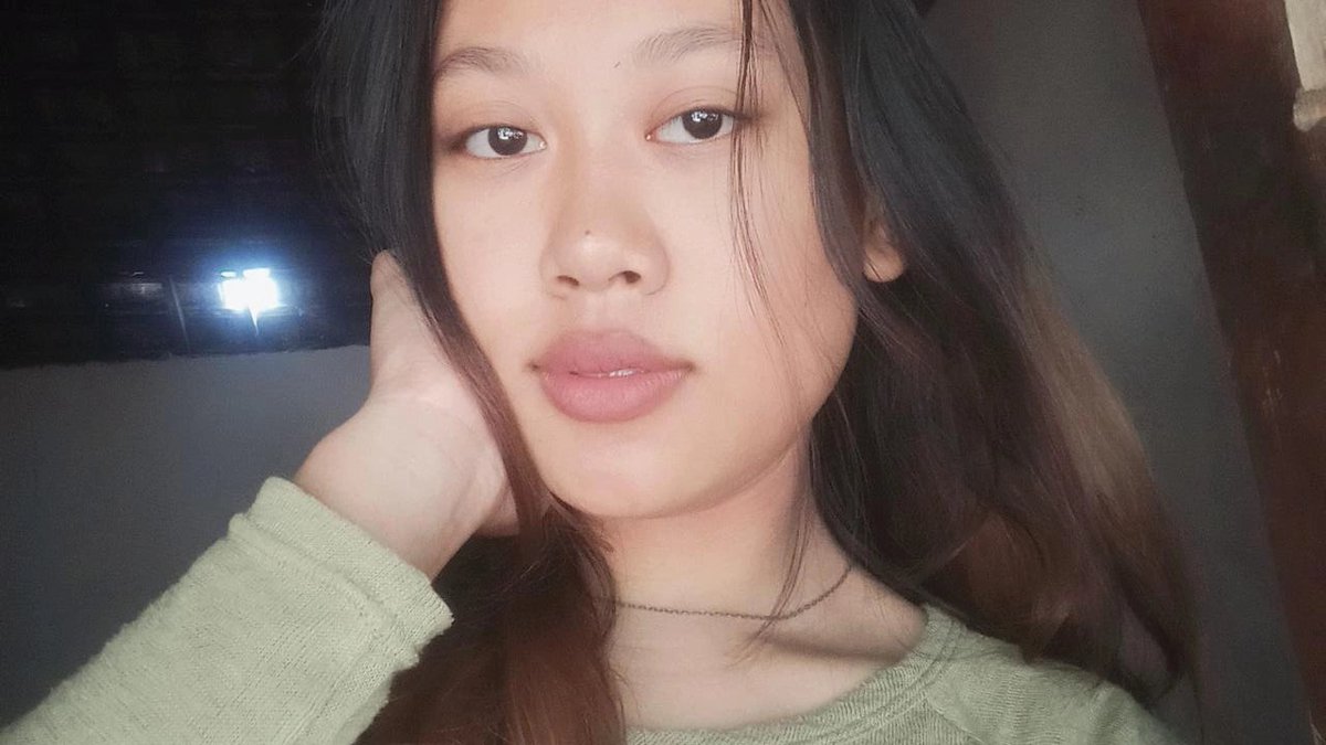 adoringstares tweet picture