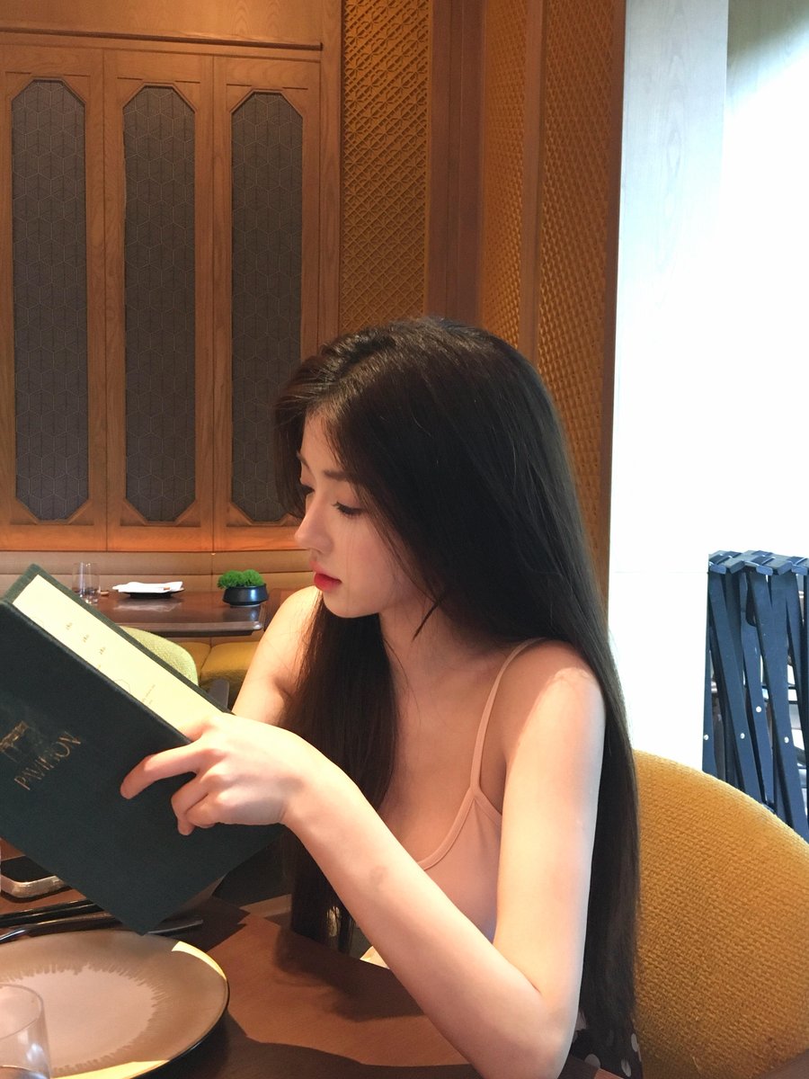 nohelyfraymar's tweet photo. #来拍照了 https://t.co/AIjtCuOJQW