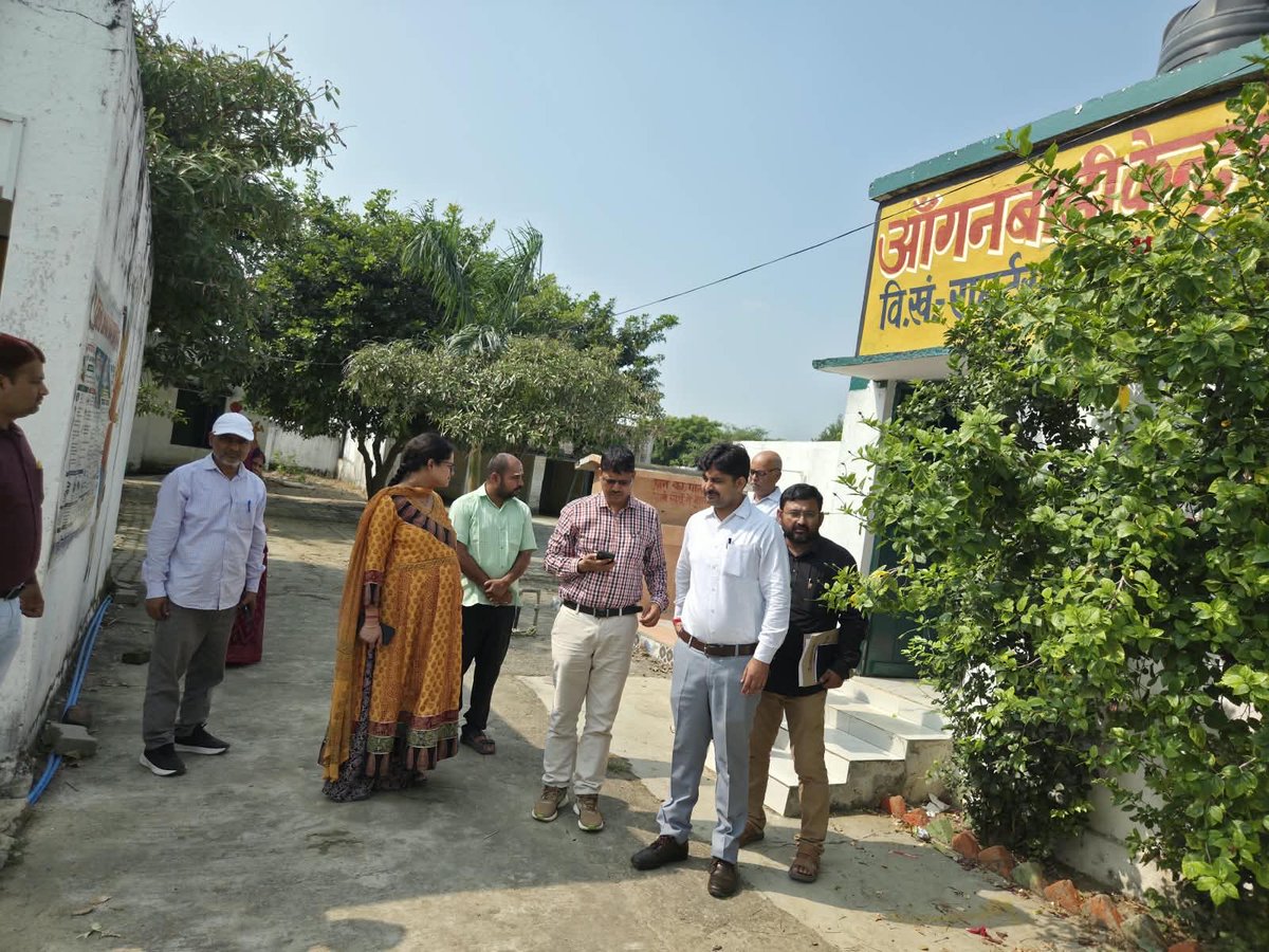 cdosbr's tweet photo. जनपद #सोनभद्र में निर्वाचक नामावलियों के विशेष संक्षिप्त पुनरीक्षण के तहत बूथों का निरीक्षण कर ��ुनरीक्षण कार्य की प्रगति एवं व्यवस्थाओं का जायजा लिया गया तथा संबंधित अधिकारियों को आवश्यक दिशा-निर्देश दिए गए।
@UpRuralDev @DmSonbhadra @CMOfficeUP @ECISVEEP @ceoup https://t.co/Z7BwhgBGDN