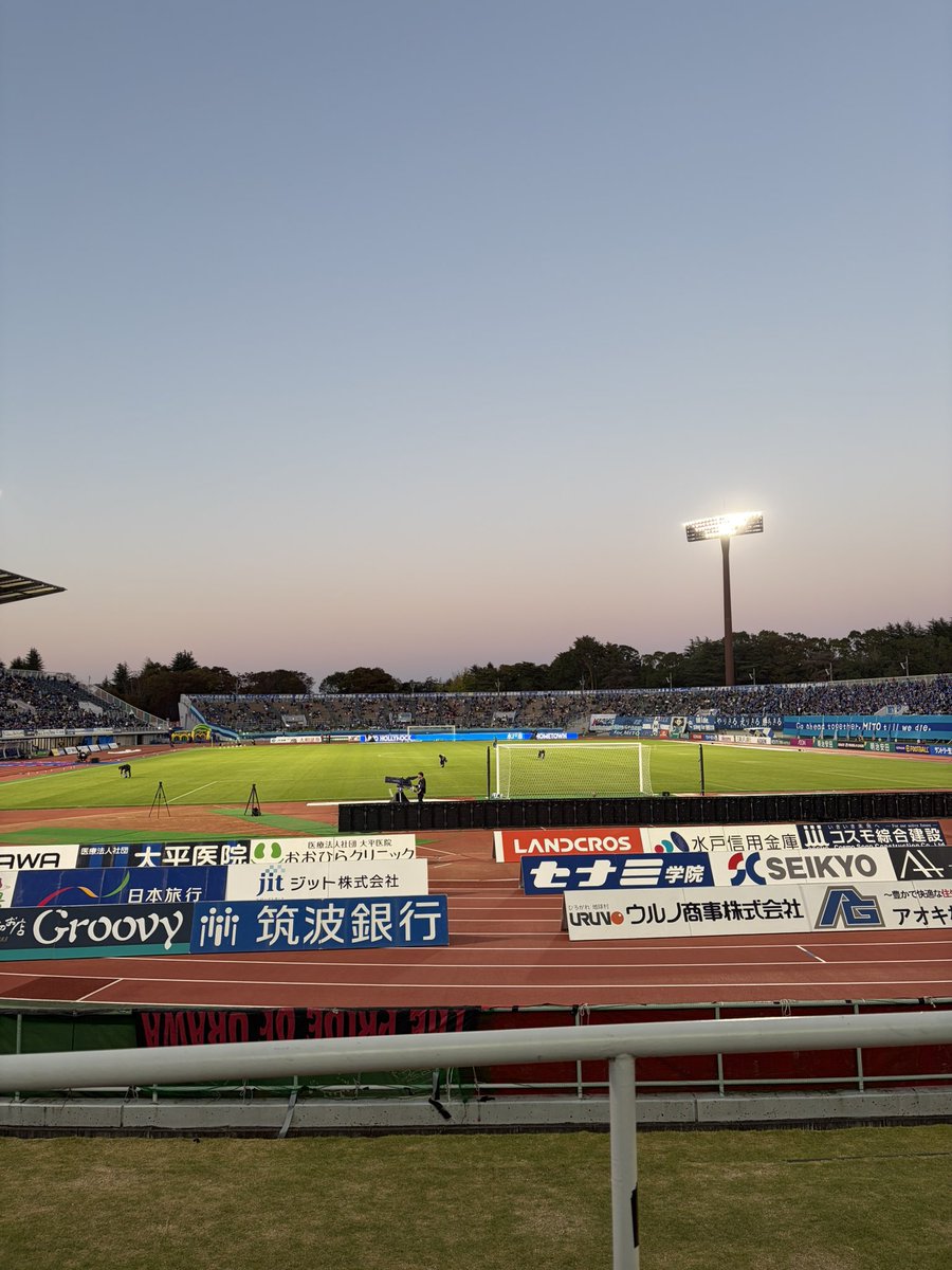 K______Urawa08's tweet photo. ぎりぎりあぶなーい https://t.co/AbR7hglYcu