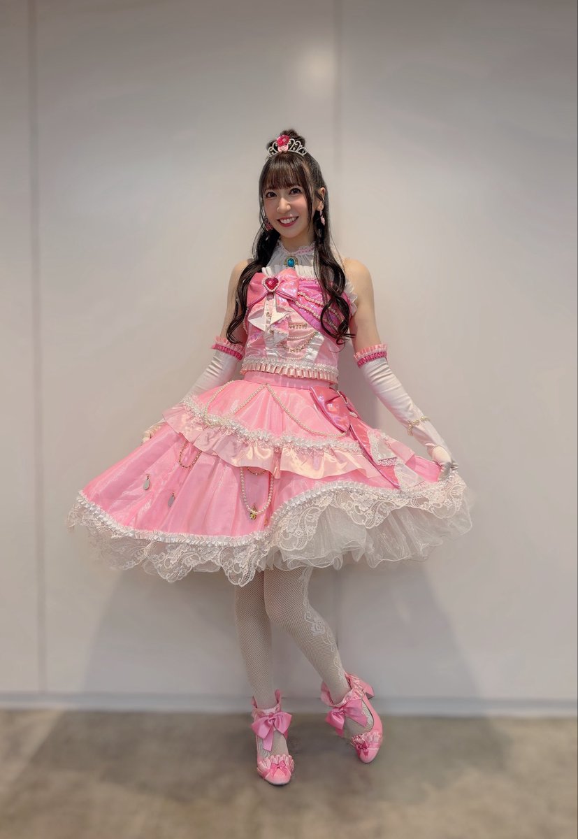 rukapyon0909's tweet photo. 『アイカツスターズ︕ 〜星々のProgress〜』公開記念ファンミーティング Presented by BN Pictures
ありがとうございました✨
10年ぶりに帰ってきた噴水広場、本当に楽しかったです🥰噴水ステージとても良い…⛲️💕
11月の #aikatsustars10th ライブも！1月公開の #アイカツスターズ ！新作映画も！まだまだみんなと一緒に～！
＼＼アイカーツ！🫶／／
#aikatsustars
