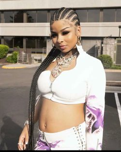blessin11468356's tweet photo. @sprint26703 ppl start lying bc they don’t like someone dat will always amaze me. She gorgeous. But her spirit and wtv the industry did to her has turned her into sb else She’s a lot of things that are embarrassing but one thing she’s not is ugly n I’m not gon "rock" with that narrative https://t.co/gkuFNJMMJ8