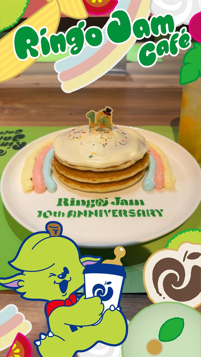 candyspeaker25's tweet photo. 誕生日前前祝い。
少食のわたしはびびってパンケーキとソーダにした。
満足です。 https://t.co/FYtGzhyed7