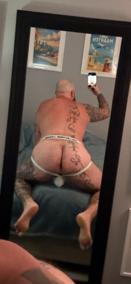 tattydaddy614xx's tweet photo. Jocktober 17th ✅ in @CreamTeamBerlin 🤍jock https://t.co/t6doAuKARZ