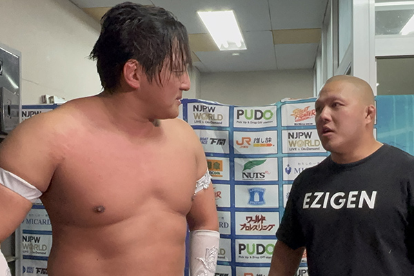 njpw1972's tweet photo. 塚本「出会う前からずっとアナタの背中を追いかけてきたんですよ！来年の2月20日（自主興行『無名ドリーム興行』）新木場で自分と闘ってください！」

タイチ「夢を追い続ける人間は俺も好きだし、わかったよ、お前の気持ち。考えとく」

全文
https://t.co/nOpywHnHIv

#タイチの学校2 https://t.co/OOGpkCic1V