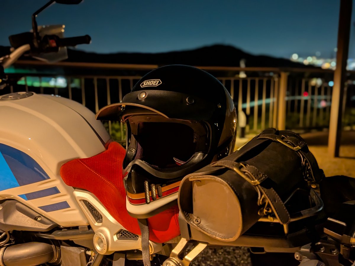 tyuros_E46's tweet photo. RnineT urban G/S

イケオジになるべく道を改めました https://t.co/wBOut4T2DN